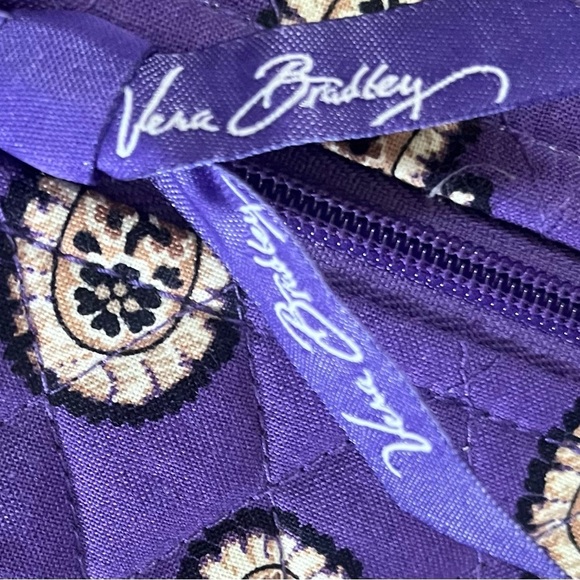 Nwt vera bradley knot just a clutch purse purple paisley - Picture 12 of 14